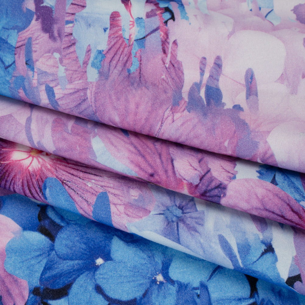 Brushed Cotton Woven - Lilac and Light Blue Melting Flowers - Mood Exclusive Darling Daydream Print Folded Brushed Cotton Woven - Lilac and Light Blue Melting Flowers - Mood Exclusive Darling Daydream Print Folded