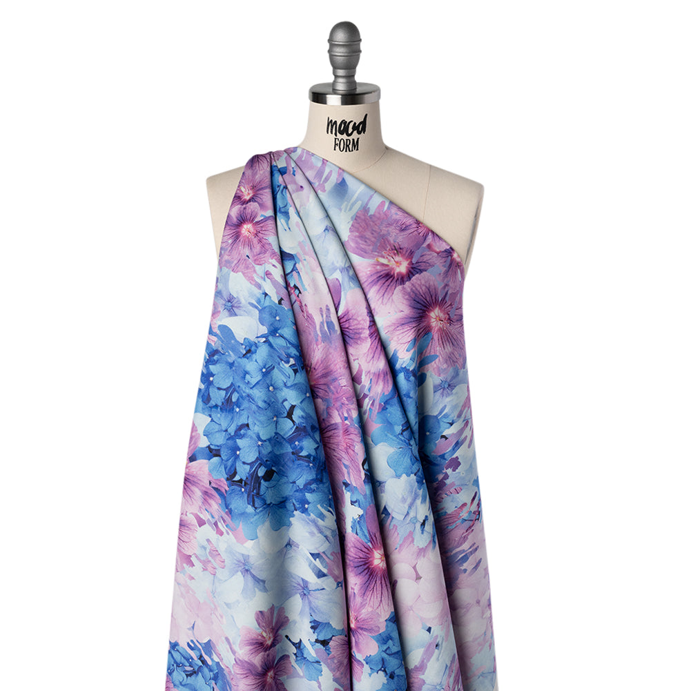 Brushed Cotton Woven - Lilac and Light Blue Melting Flowers - Mood Exclusive Darling Daydream Print Drape Brushed Cotton Woven - Lilac and Light Blue Melting Flowers - Mood Exclusive Darling Daydream Print Drape