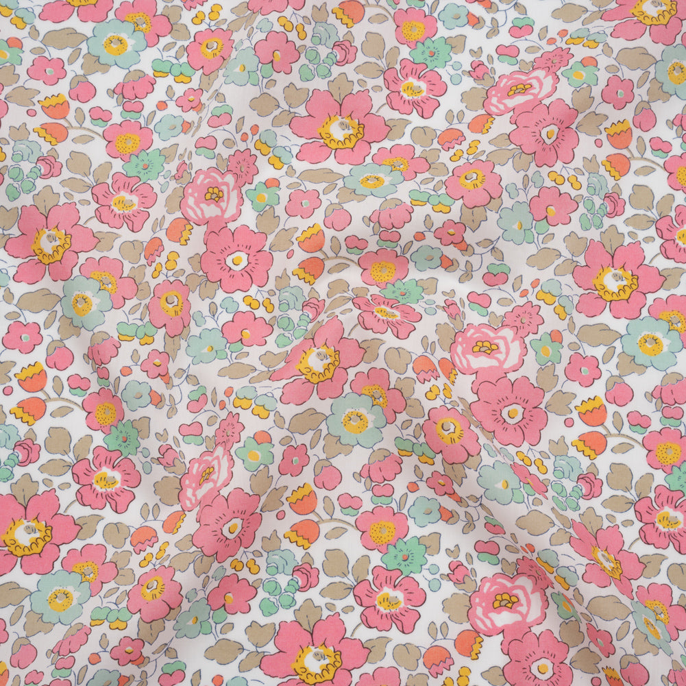 Liberty Fabrics Tana Lawn® - Betsy Light Pink - Pink, Baby Blue and Greenish Beige Floral Liberty Fabrics Tana Lawn® - Betsy Light Pink - Pink, Baby Blue and Greenish Beige Floral