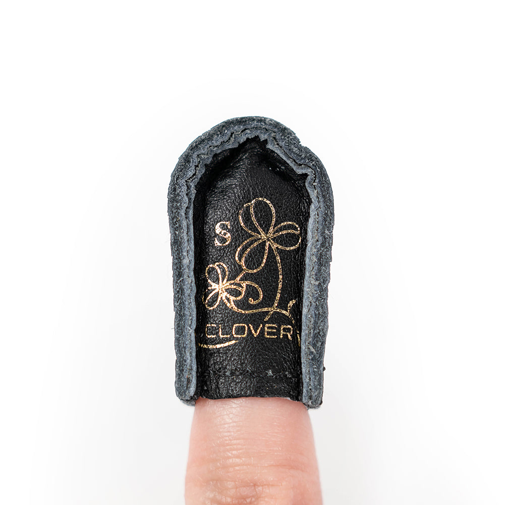 Natural Fit Leather Thimble - Limited Edition Black and Gold - Small - Detail Natural Fit Leather Thimble - Limited Edition Black and Gold - Small - Detail