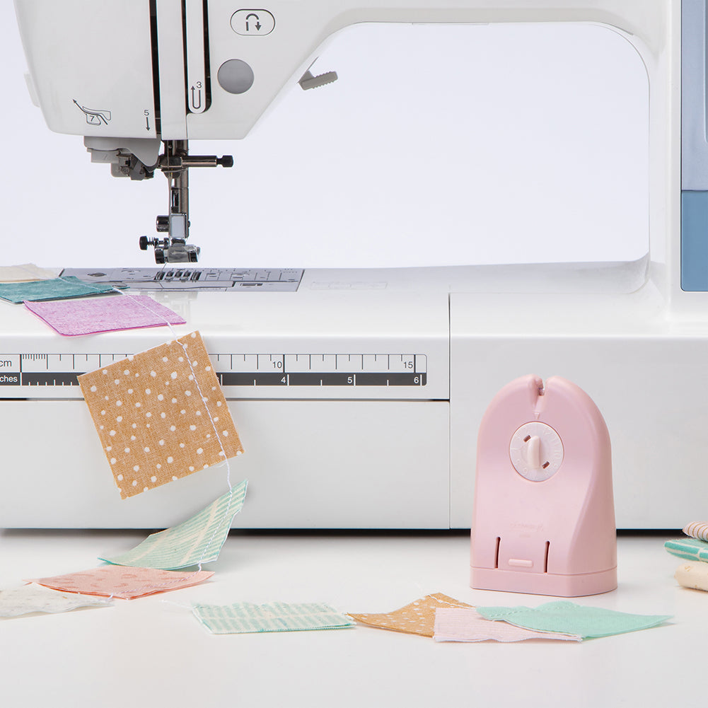 Clover Quick Cut Thread Cutter Clover Quick Cut Thread Cutter