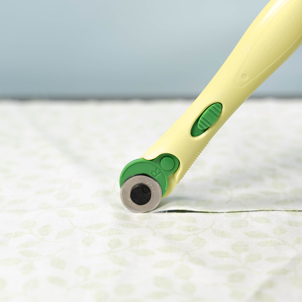 Clover Rotary Cutter - 18mm Clover Rotary Cutter - 18mm