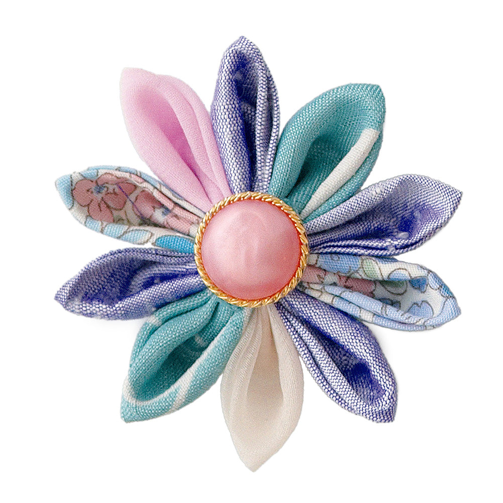 Clover Kanzashi Flower Maker - Gathered Petal - Small 2"/50mm - Folded Clover Kanzashi Flower Maker - Gathered Petal - Small 2"/50mm - Folded