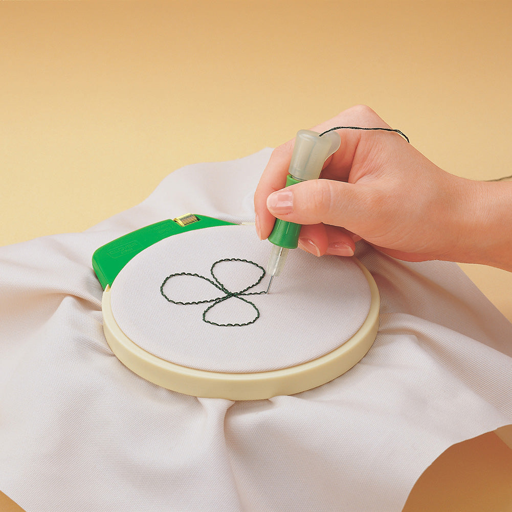 Clover Embroidery Hoop - Large 7" - Full - Image 4 of 4 Clover Embroidery Hoop - Large 7" - Full - Image 4 of 4