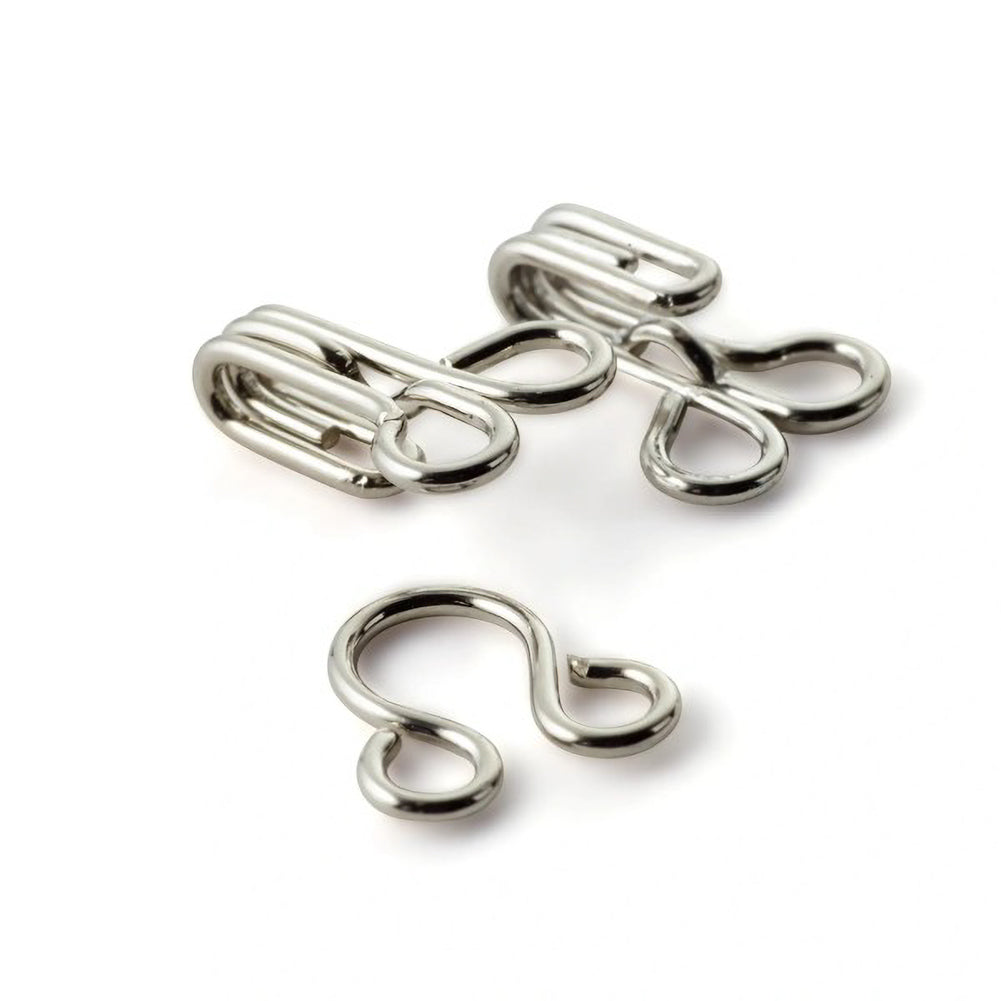 Prym Hooks & Eyes - Silver Size 2 - 12 Sets Detail Prym Hooks & Eyes - Silver Size 2 - 12 Sets Detail