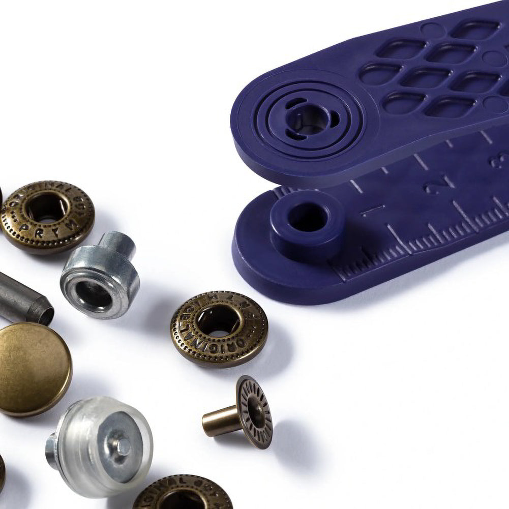 Prym Anorak Press Fasteners with Tools - Antique Brass 12mm - 10pc Folded Prym Anorak Press Fasteners with Tools - Antique Brass 12mm - 10pc Folded