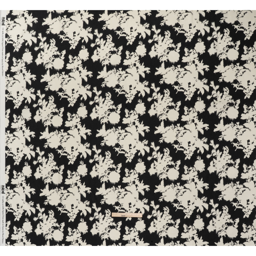 Linen and Rayon Woven - Black and Off White Ikat-Inspired Floral Silhouettes - Mood Exclusive Summer Sketches Print Linen and Rayon Woven - Black and Off White Ikat-Inspired Floral Silhouettes - Mood Exclusive Summer Sketches Print