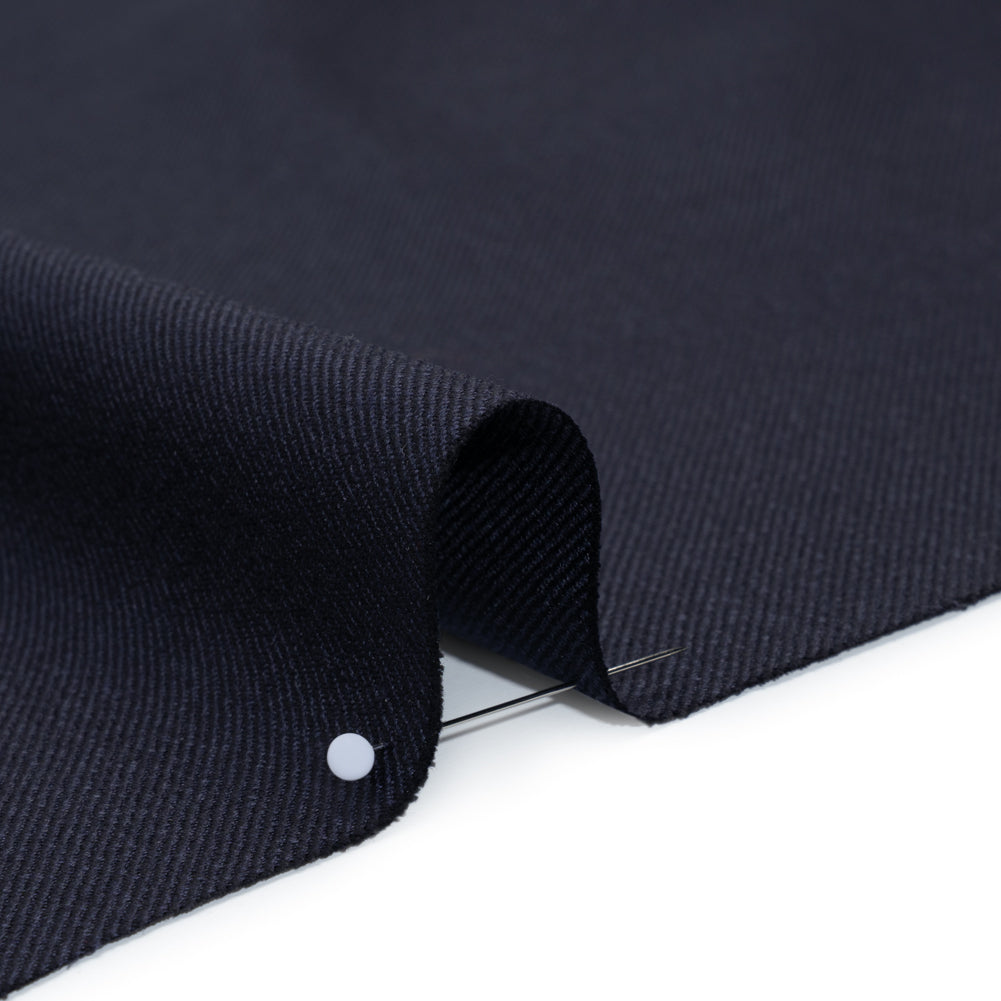 Virgin Merino Wool Twill Suiting Made in Italy - Navy Detail Virgin Merino Wool Twill Suiting Made in Italy - Navy Detail