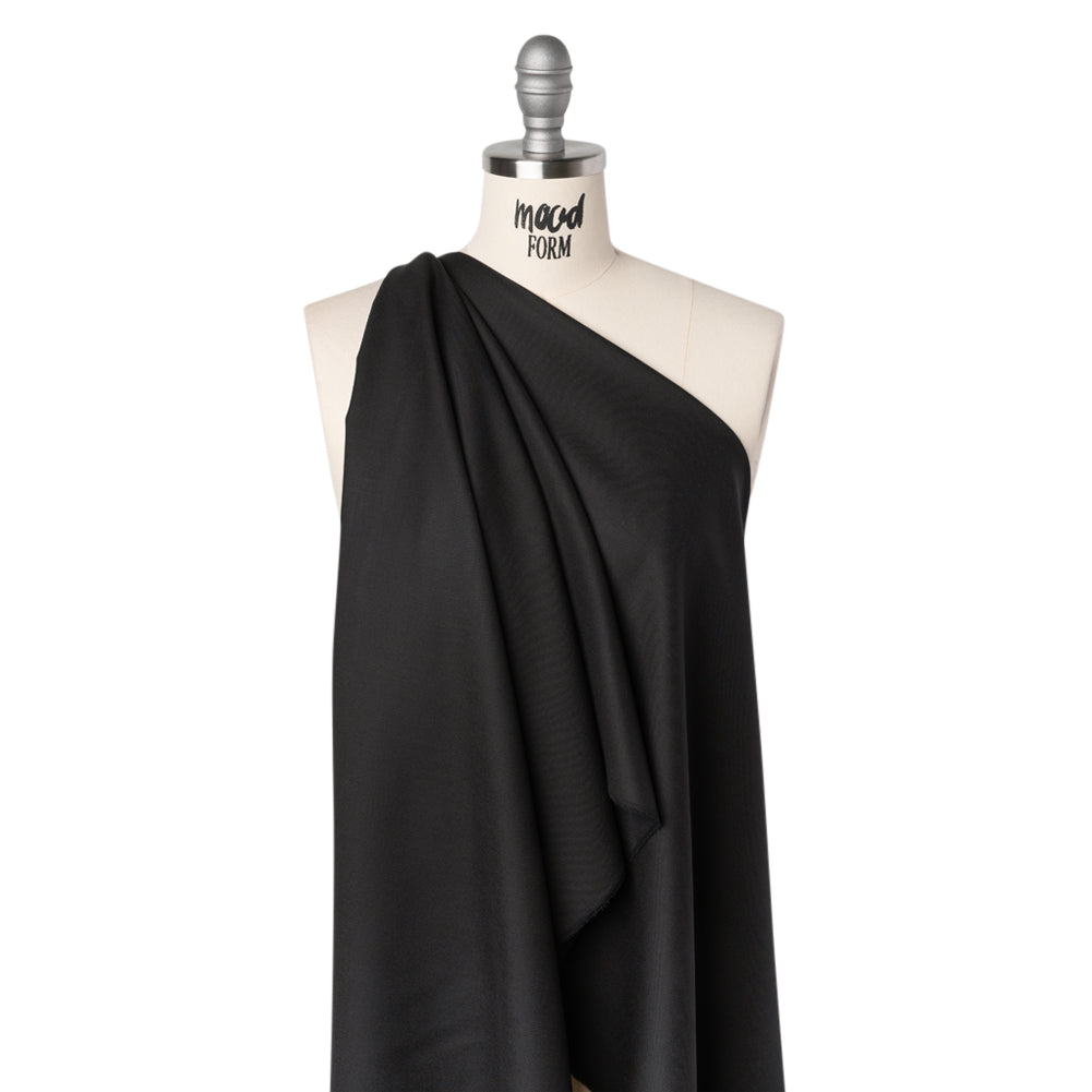 Super 120 Virgin Wool Suiting Made in Italy - Black Drape Super 120 Virgin Wool Suiting Made in Italy - Black Drape