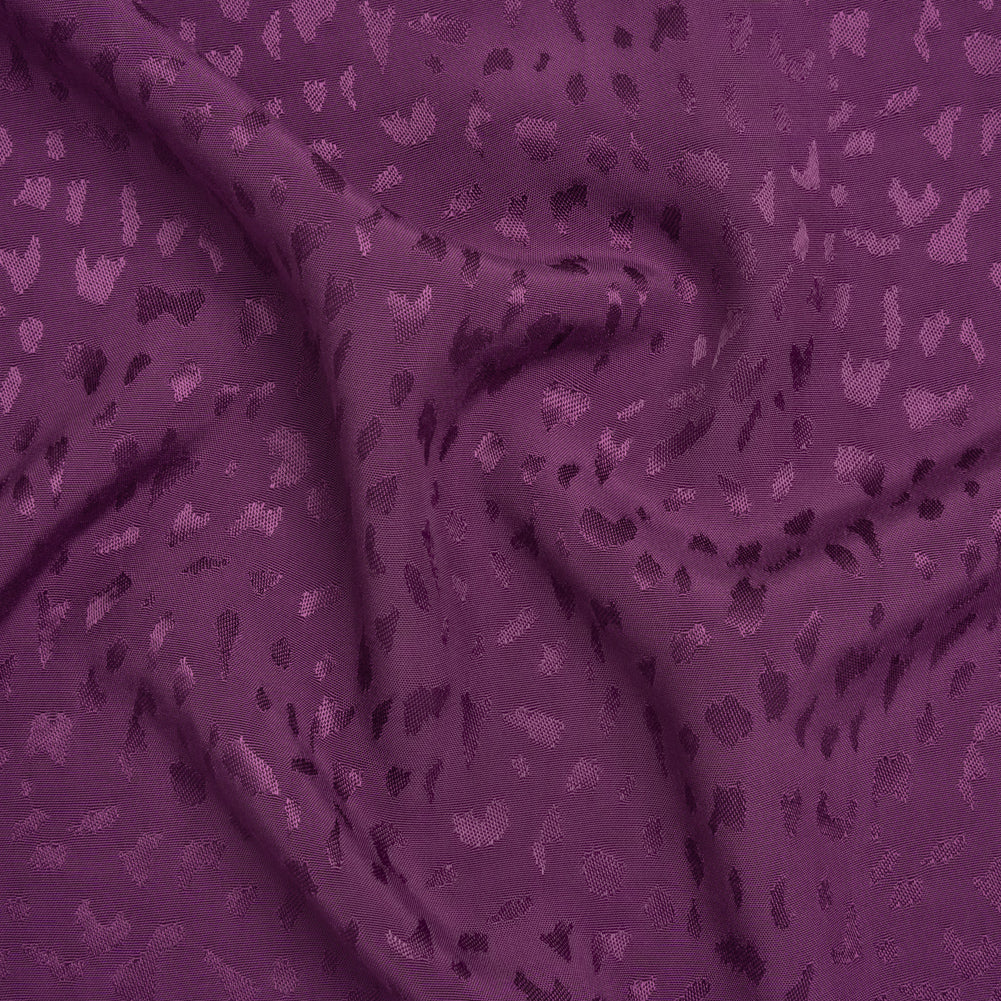 Sustainable Viscose Cheetah Spots Jacquard - Berry - Mood Exclusive Zerene Collection Sustainable Viscose Cheetah Spots Jacquard - Berry - Mood Exclusive Zerene Collection