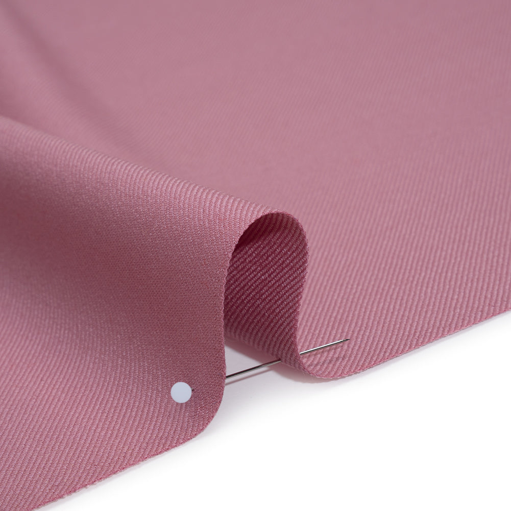 Virgin Merino Wool Twill Suiting Made in Italy - Dusty Rose Virgin Merino Wool Twill Suiting Made in Italy - Dusty Rose