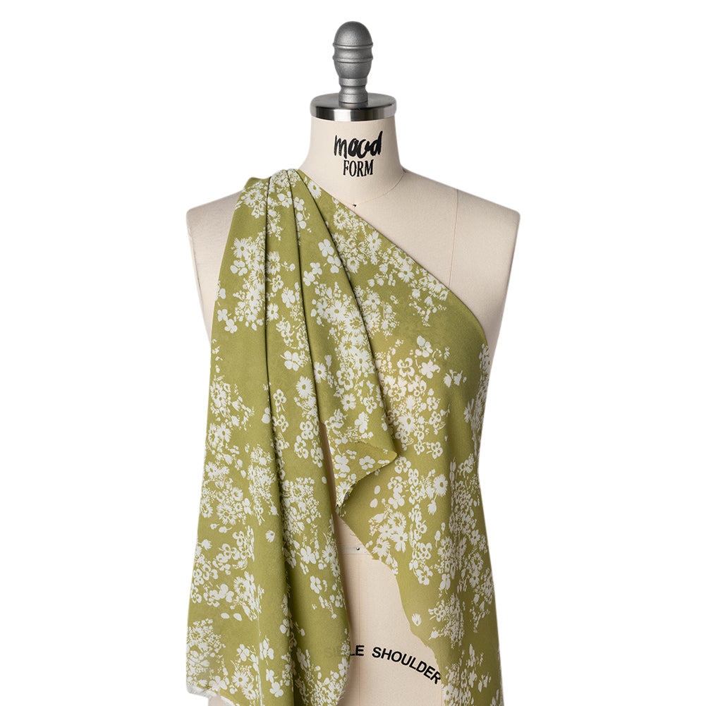 Viscose Georgette Print by The Reformation - Light Pistachio Green and White Floral - Deadstock - Drape Viscose Georgette Print by The Reformation - Light Pistachio Green and White Floral - Deadstock - Drape