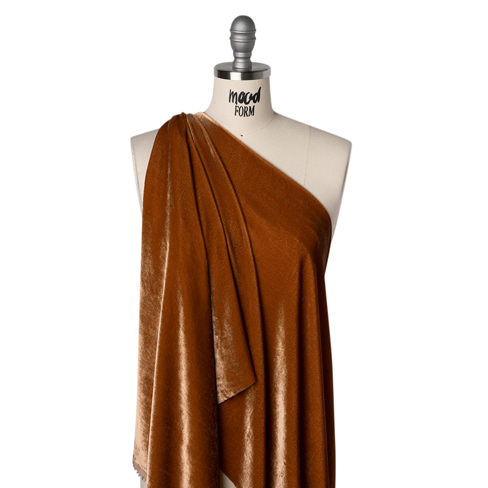 Silk and Rayon Velvet - Mocha Mousse - Adelasia Collection Drape Silk and Rayon Velvet - Mocha Mousse - Adelasia Collection Drape