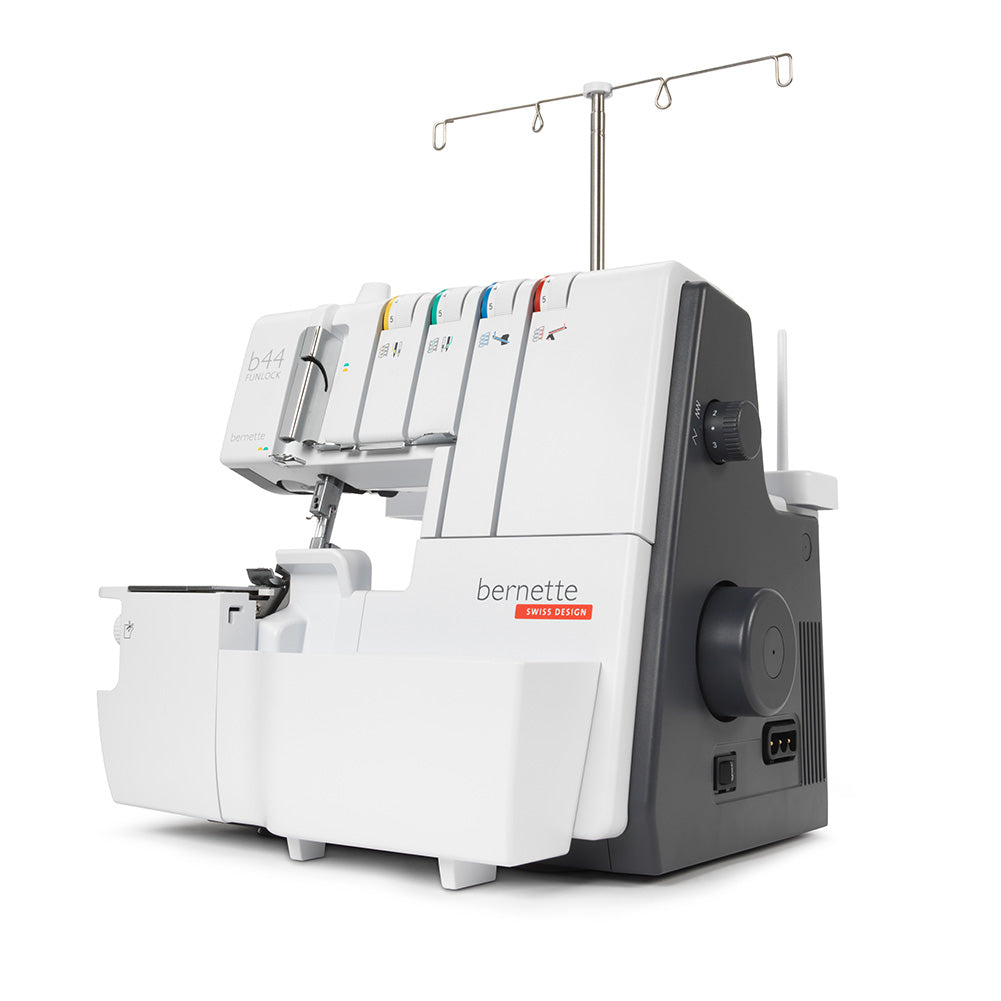 bernette 44 FUNLOCK - Overlock Serger Sewing Machine Folded bernette 44 FUNLOCK - Overlock Serger Sewing Machine Folded