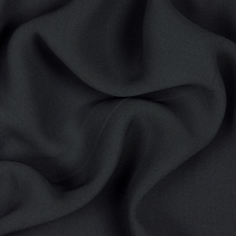 Calvin Klein Gray High-Twist Silk Georgette - Detail Calvin Klein Gray High-Twist Silk Georgette - Detail
