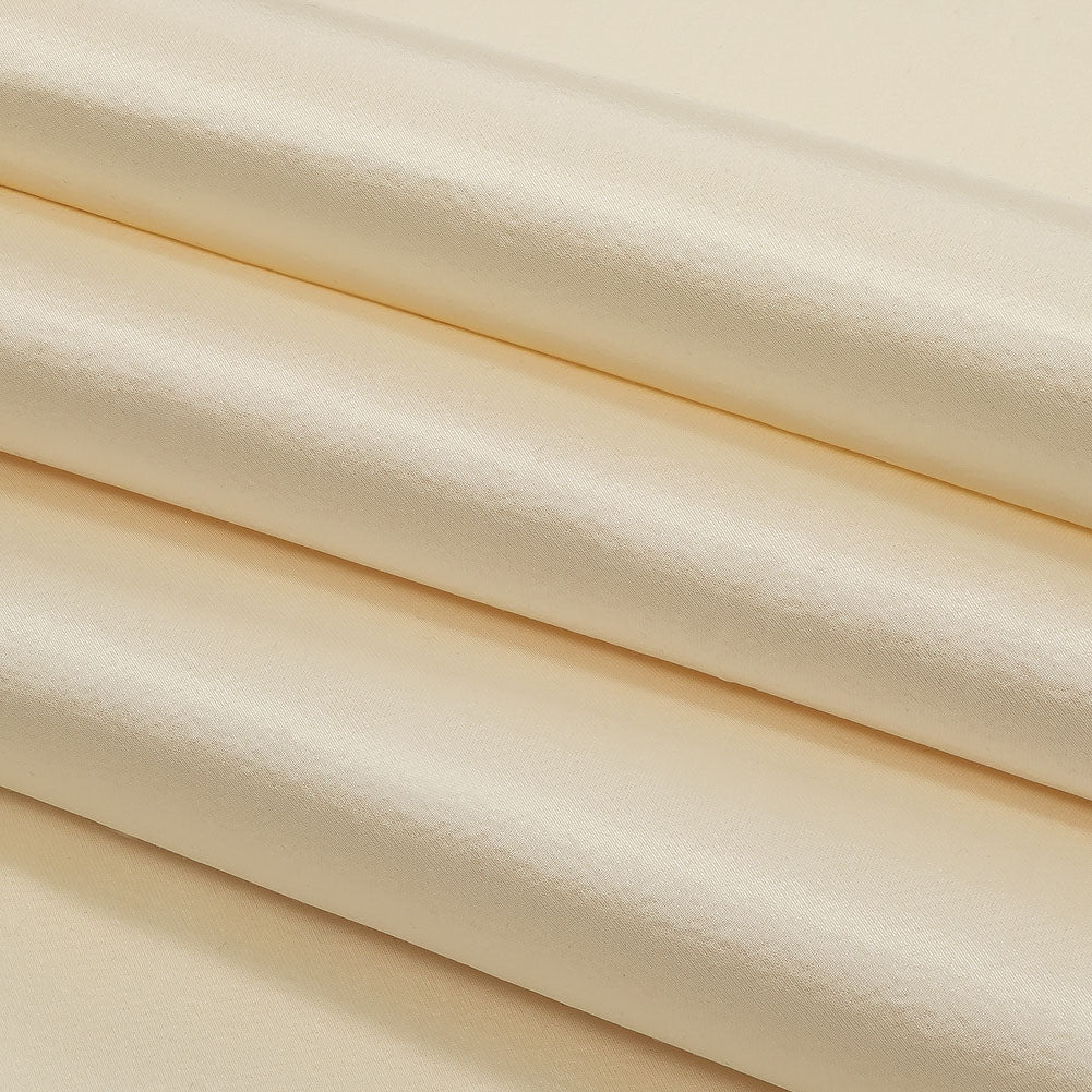 Cream Satin-Faced Silk and Wool Blended Woven Folded Cream Satin-Faced Silk and Wool Blended Woven Folded