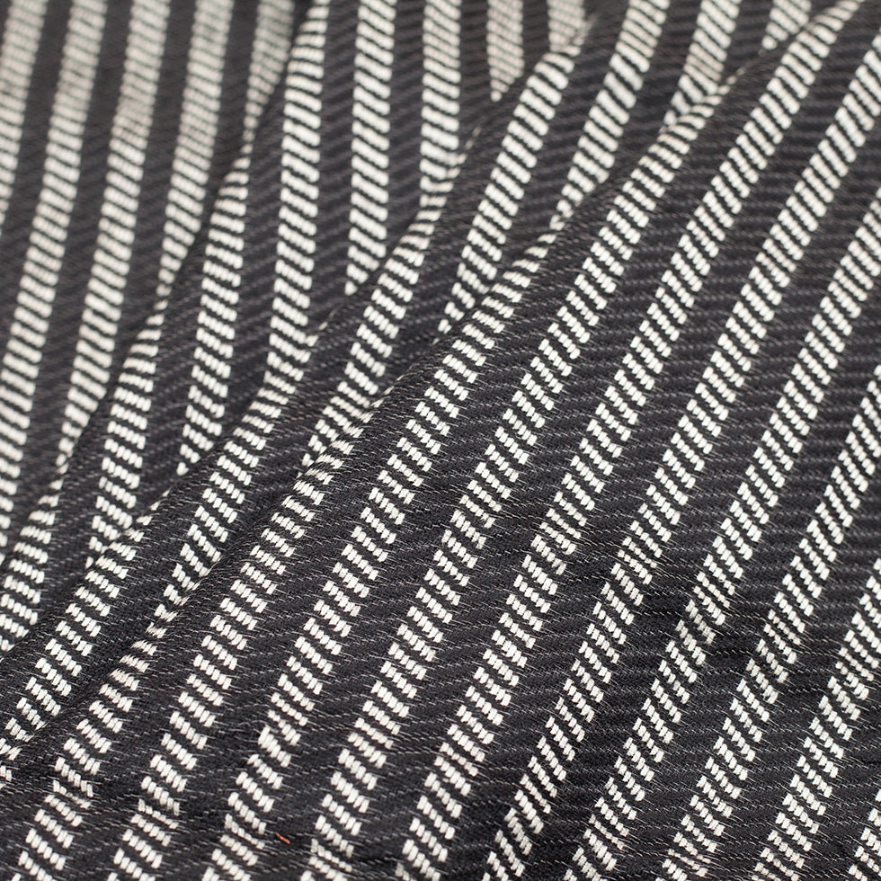 Black/Off-White Herringbone Wool Woven Folded Black/Off-White Herringbone Wool Woven Folded