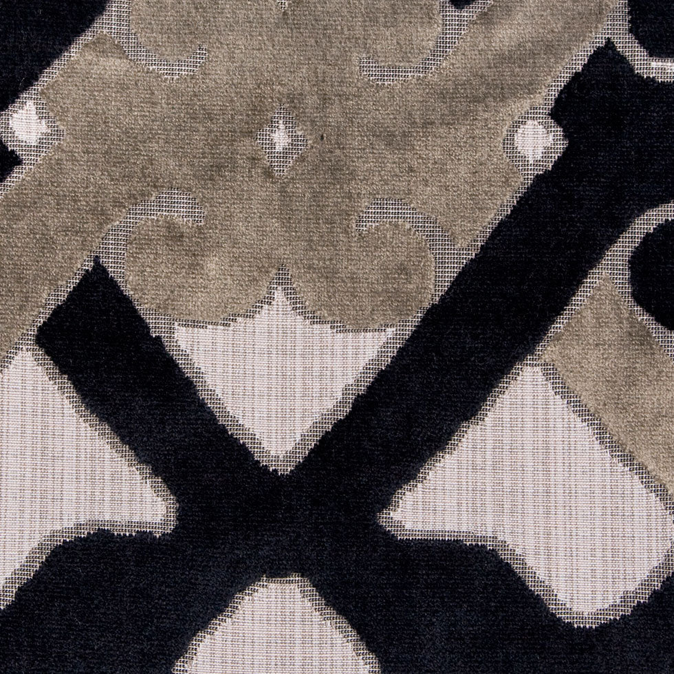 Black/Multi-Gray Geometric Chenille Detail Black/Multi-Gray Geometric Chenille Detail