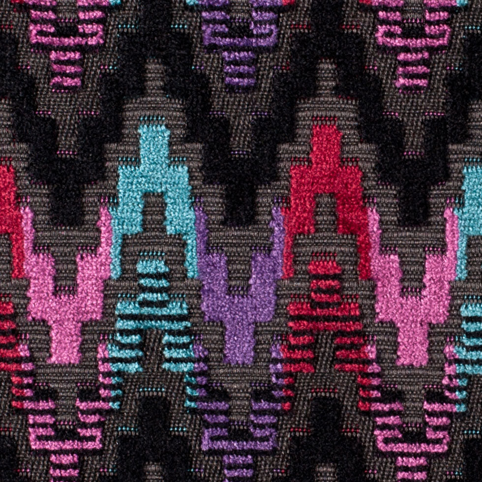 Zwart/Multi 6489 Ikat Velvet Detail Zwart/Multi 6489 Ikat Velvet Detail