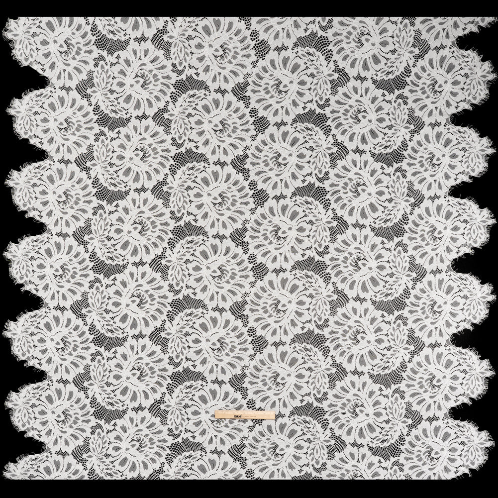 Corded Lace with Finished Scalloped Edges - Ivory Bold Florals Corded Lace with Finished Scalloped Edges - Ivory Bold Florals