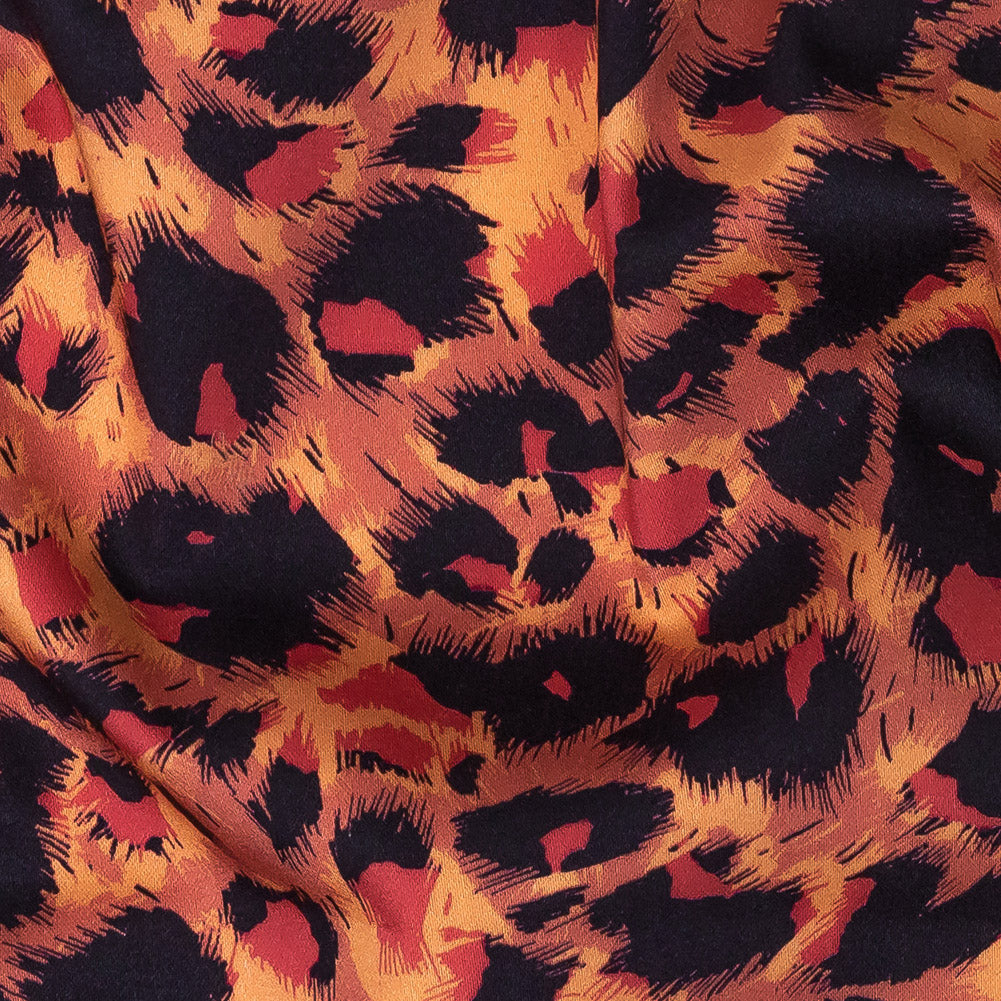 Satén de Algodón Elástico - Estampado de Leopardo Rosa y Naranja - Estampado Amanecer de Tijuca - Colección Mood Exclusiva de Río Satén de Algodón Elástico - Estampado de Leopardo Rosa y Naranja - Estampado Amanecer de Tijuca - Colección Mood Exclusiva de Río