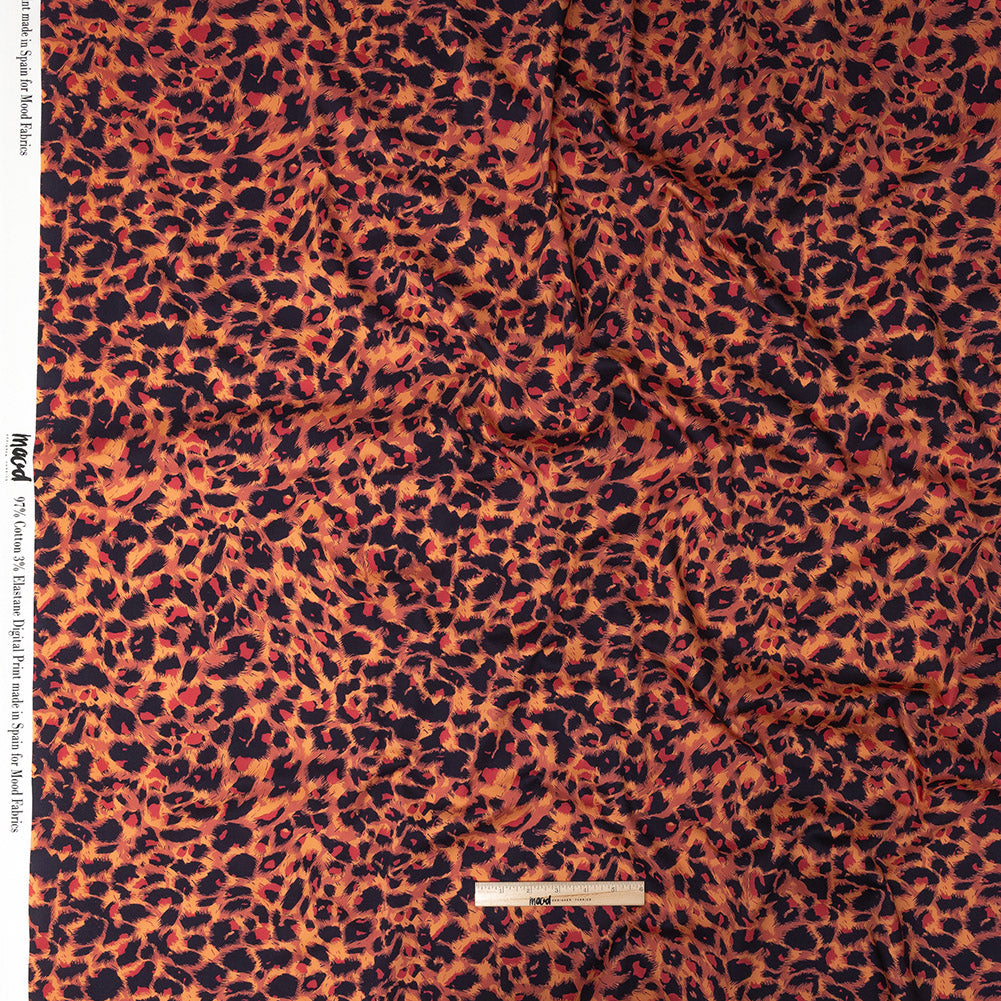 Satén de Algodón Elástico - Estampado de Leopardo Rosa y Naranja - Estampado Amanecer de Tijuca - Colección Mood Exclusiva de Río Satén de Algodón Elástico - Estampado de Leopardo Rosa y Naranja - Estampado Amanecer de Tijuca - Colección Mood Exclusiva de Río