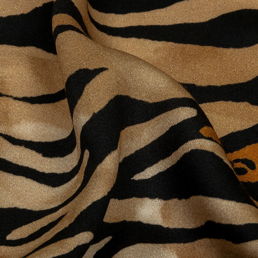 Rayon Challis - Beige and Black Wings and Tiger Stripes - Wild Wonders Print - Mood Exclusive Rockland Collection - Detail Rayon Challis - Beige and Black Wings and Tiger Stripes - Wild Wonders Print - Mood Exclusive Rockland Collection - Detail