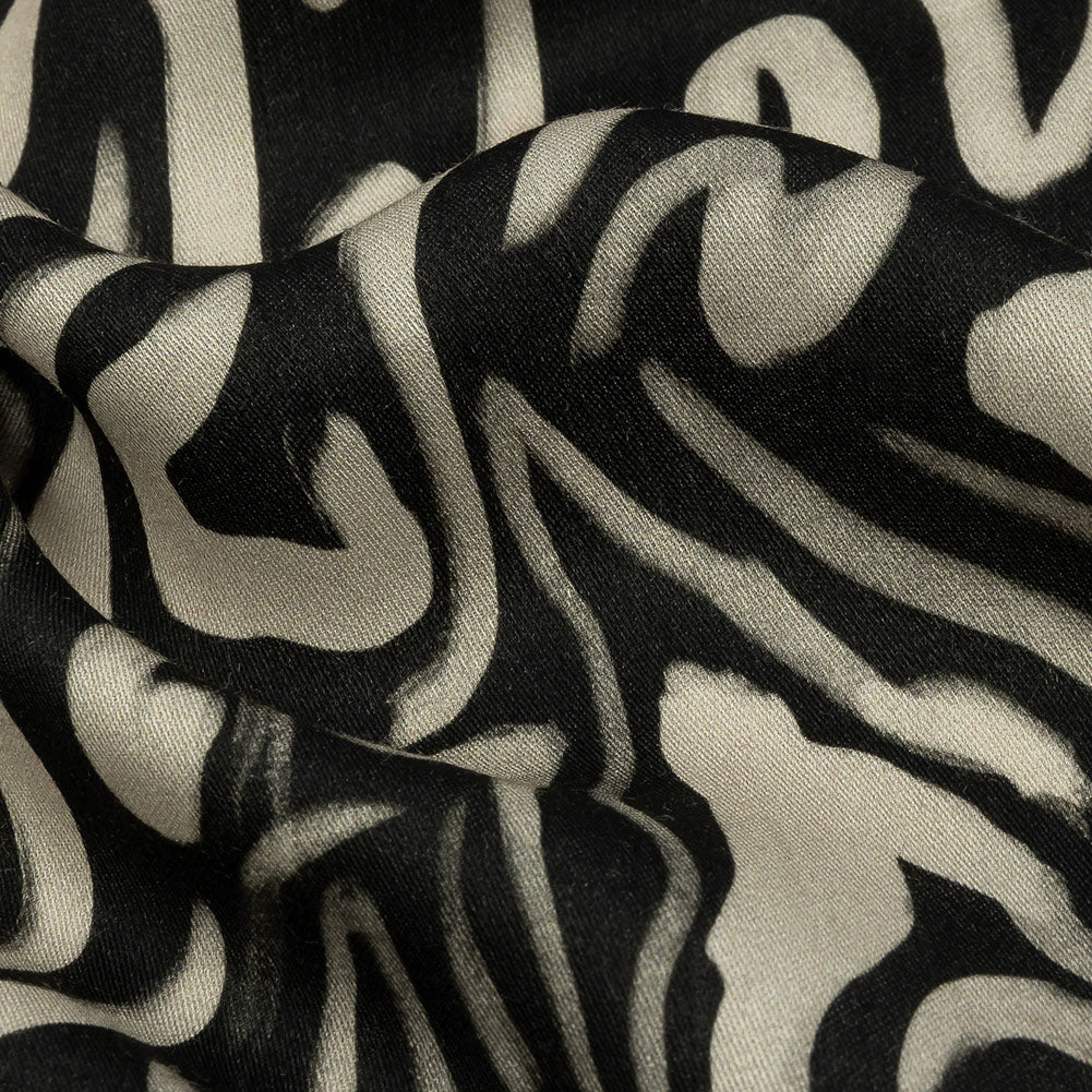 Rayón Challis - Líneas abstractas en blanco y negro - Impresión de la gira de galerías - Colección exclusiva Mood Metro Rayón Challis - Líneas abstractas en blanco y negro - Impresión de la gira de galerías - Colección exclusiva Mood Metro