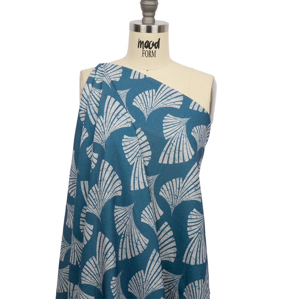 Linen and Rayon Woven - Sky Blue Palm Fans - Paradise Palms Print - Mood Exclusive Palm Beach Collection Linen and Rayon Woven - Sky Blue Palm Fans - Paradise Palms Print - Mood Exclusive Palm Beach Collection