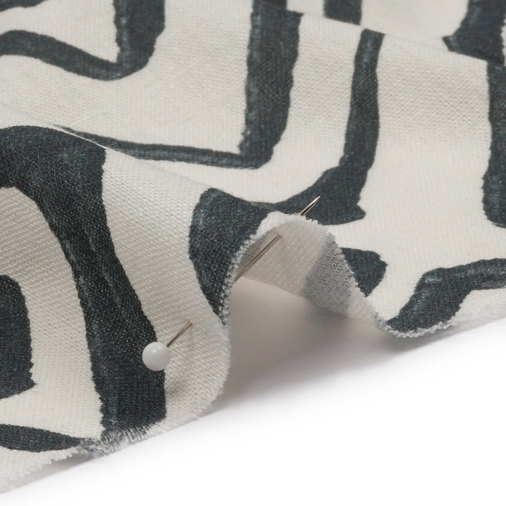 Linen and Rayon Woven - White Painted Diamonds - Sahara Summers Print - Mood Exclusive Palm Beach Collection - Detail Linen and Rayon Woven - White Painted Diamonds - Sahara Summers Print - Mood Exclusive Palm Beach Collection - Detail