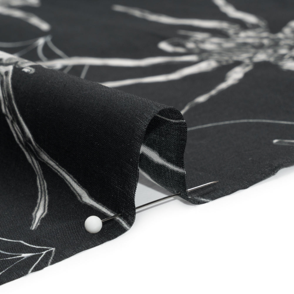 Cotton Voile - Black and White Spiders - Mood Exclusive Tantalizing Tarantulas Print Detail Cotton Voile - Black and White Spiders - Mood Exclusive Tantalizing Tarantulas Print Detail
