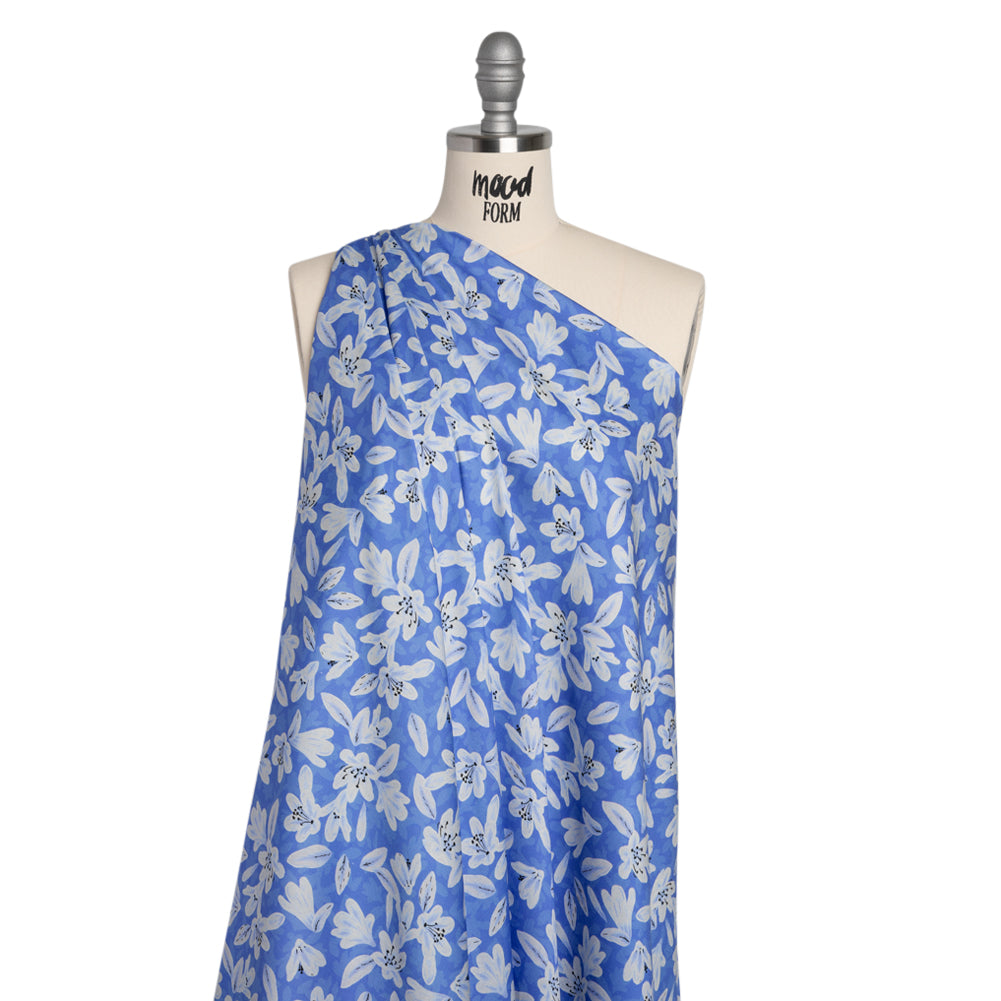 Rayon Challis - Blue Floral - Daybreak Bloom Print - Mood Exclusive Chariot Collection Rayon Challis - Blue Floral - Daybreak Bloom Print - Mood Exclusive Chariot Collection