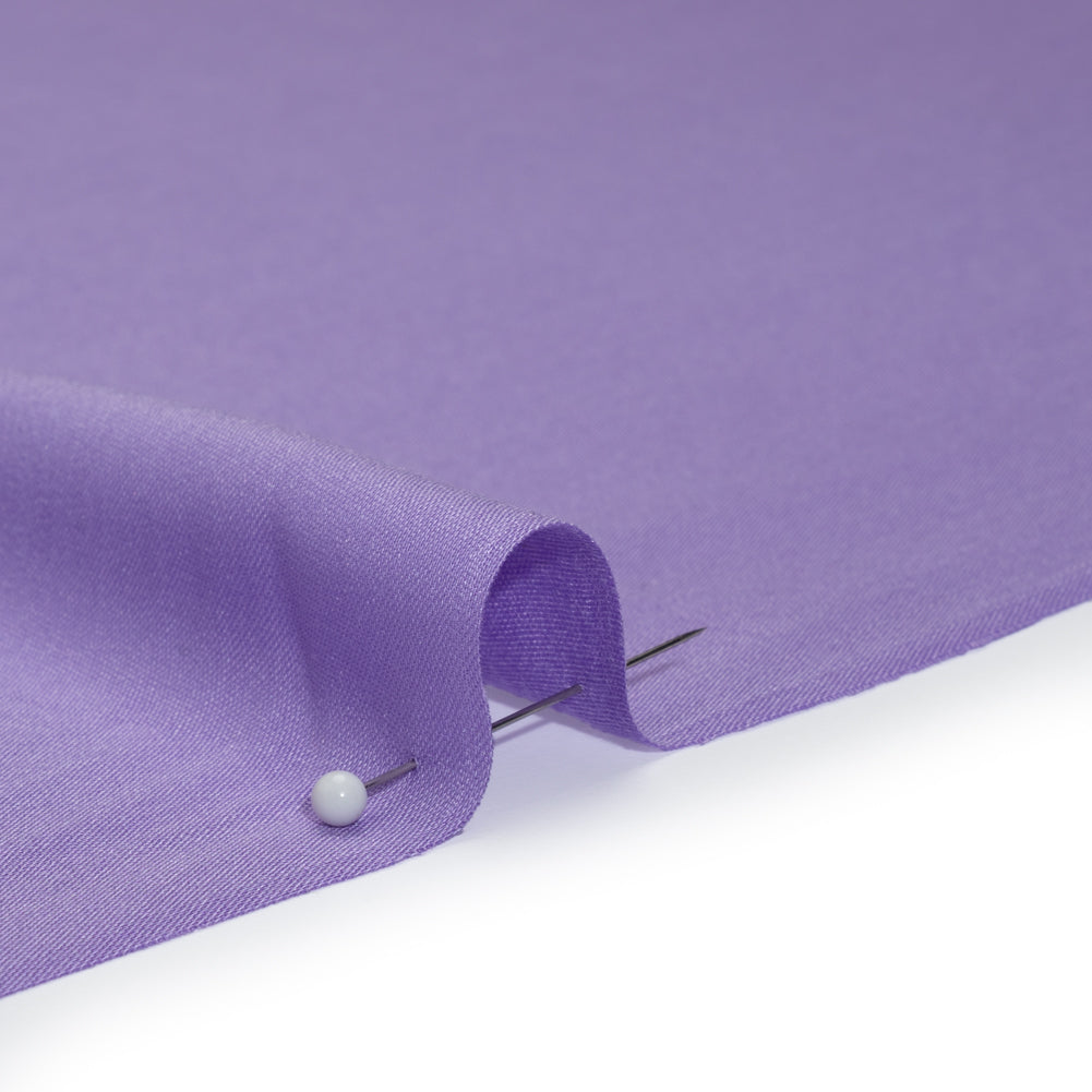Rayon Challis - Dahlia Purple - Mood Exclusive Vivian Collection - Detail Rayon Challis - Dahlia Purple - Mood Exclusive Vivian Collection - Detail