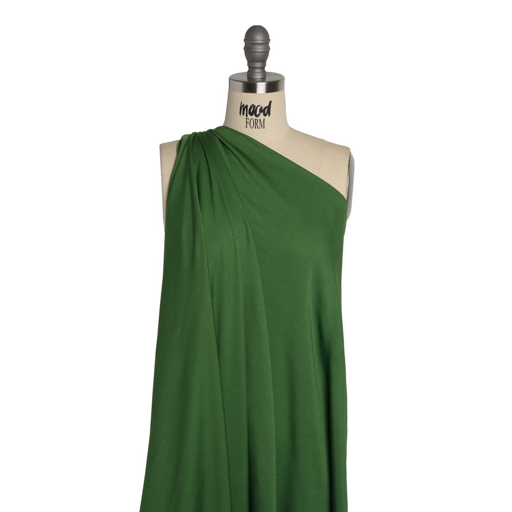 Rayon Challis - Hunter Green - Mood Exclusive Vivian Collection - Drape Rayon Challis - Hunter Green - Mood Exclusive Vivian Collection - Drape