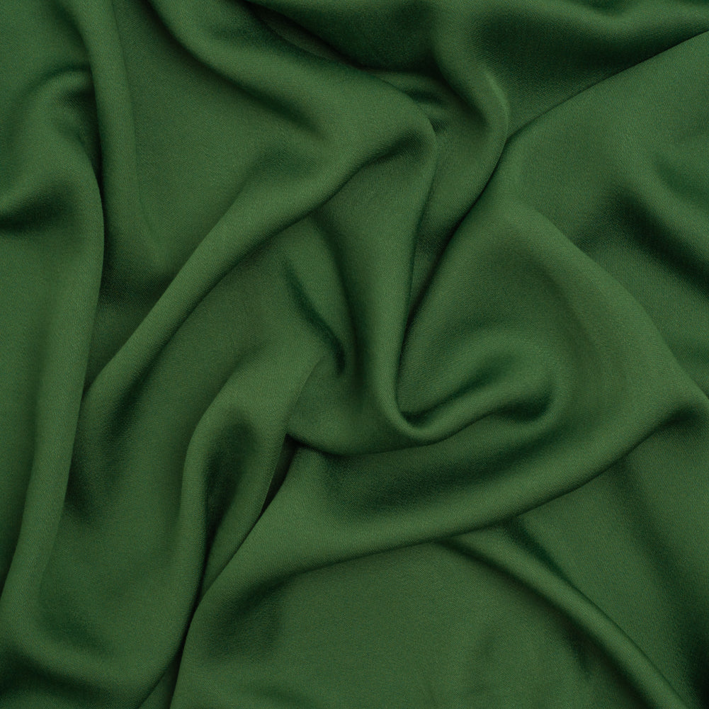 Rayon Challis - Hunter Green - Mood Exclusive Vivian Collection Rayon Challis - Hunter Green - Mood Exclusive Vivian Collection