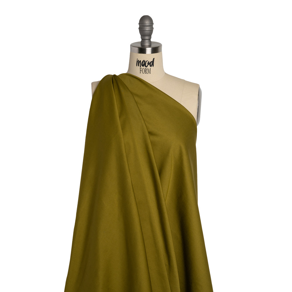 Stretch Cotton Sateen - Olive Green - Mood Exclusive Carlos Collection Stretch Cotton Sateen - Olive Green - Mood Exclusive Carlos Collection