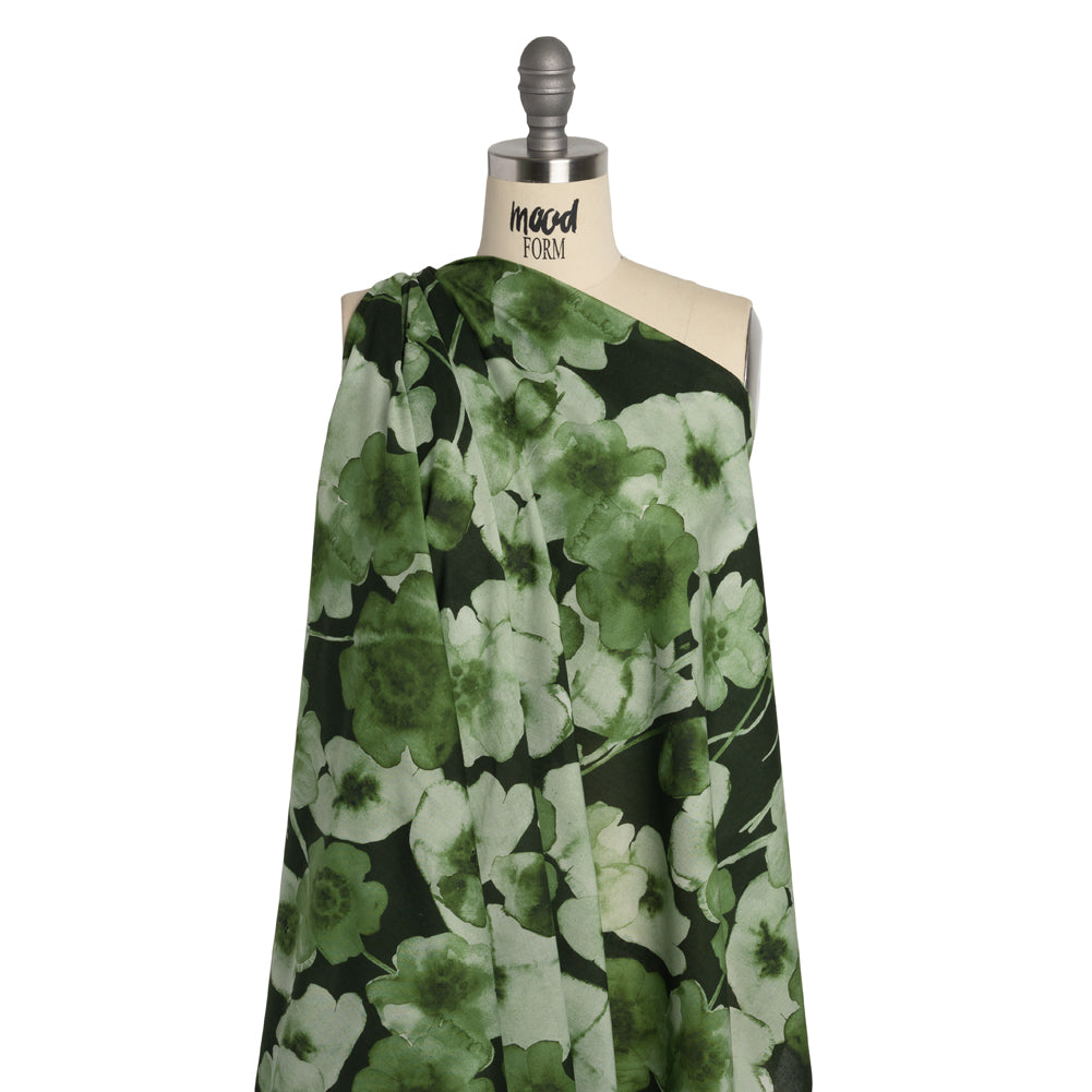 Cotton Voile - Green Painterly Flowers - Coastal Clover Print - Mood Exclusive Acadia Collection - Drape Cotton Voile - Green Painterly Flowers - Coastal Clover Print - Mood Exclusive Acadia Collection - Drape