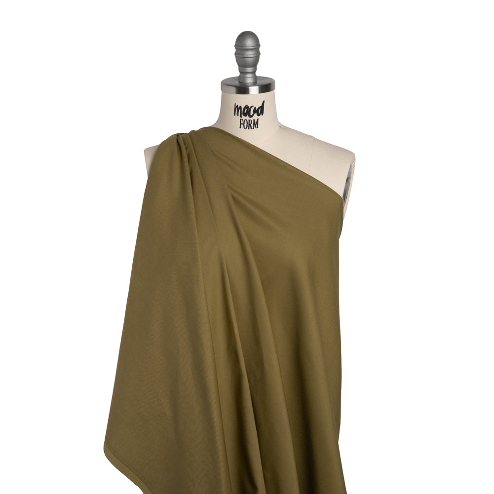 Premium Solid Quilting Cotton by Northcott - Nutmeg - Colorworks Collection - Drape Premium Solid Quilting Cotton by Northcott - Nutmeg - Colorworks Collection - Drape
