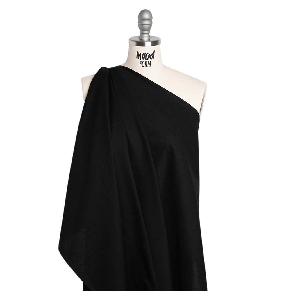 Premium Solid Quilting Cotton by Northcott - Black - Colorworks Collection Premium Solid Quilting Cotton by Northcott - Black - Colorworks Collection