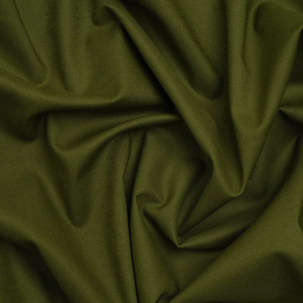 Premium Solid Quilting Cotton by Northcott - Green Pepper - Colorworks Collection Premium Solid Quilting Cotton by Northcott - Green Pepper - Colorworks Collection