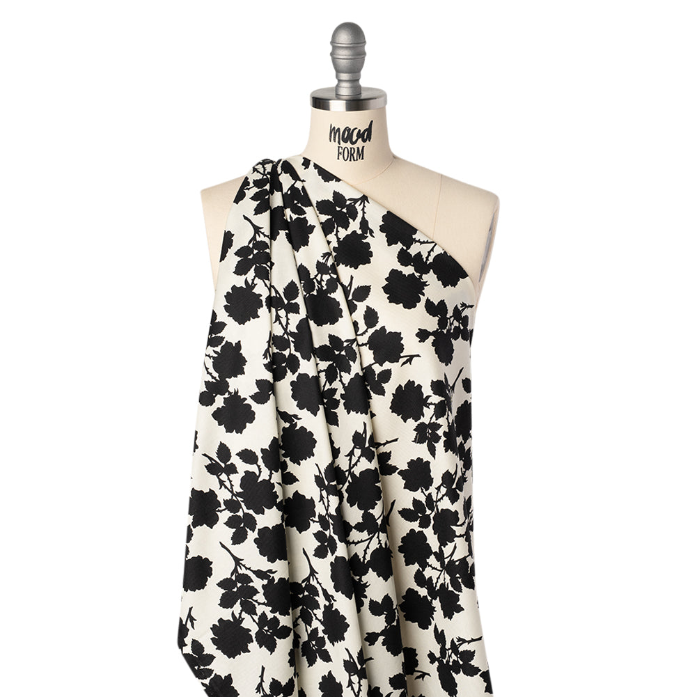 Printed Quilting Cotton by Heather Bailey for FIGO Studio - Midnight Bramble Floral Silhouettes - Pop Sugar Collection Folded Printed Quilting Cotton by Heather Bailey for FIGO Studio - Midnight Bramble Floral Silhouettes - Pop Sugar Collection Folded