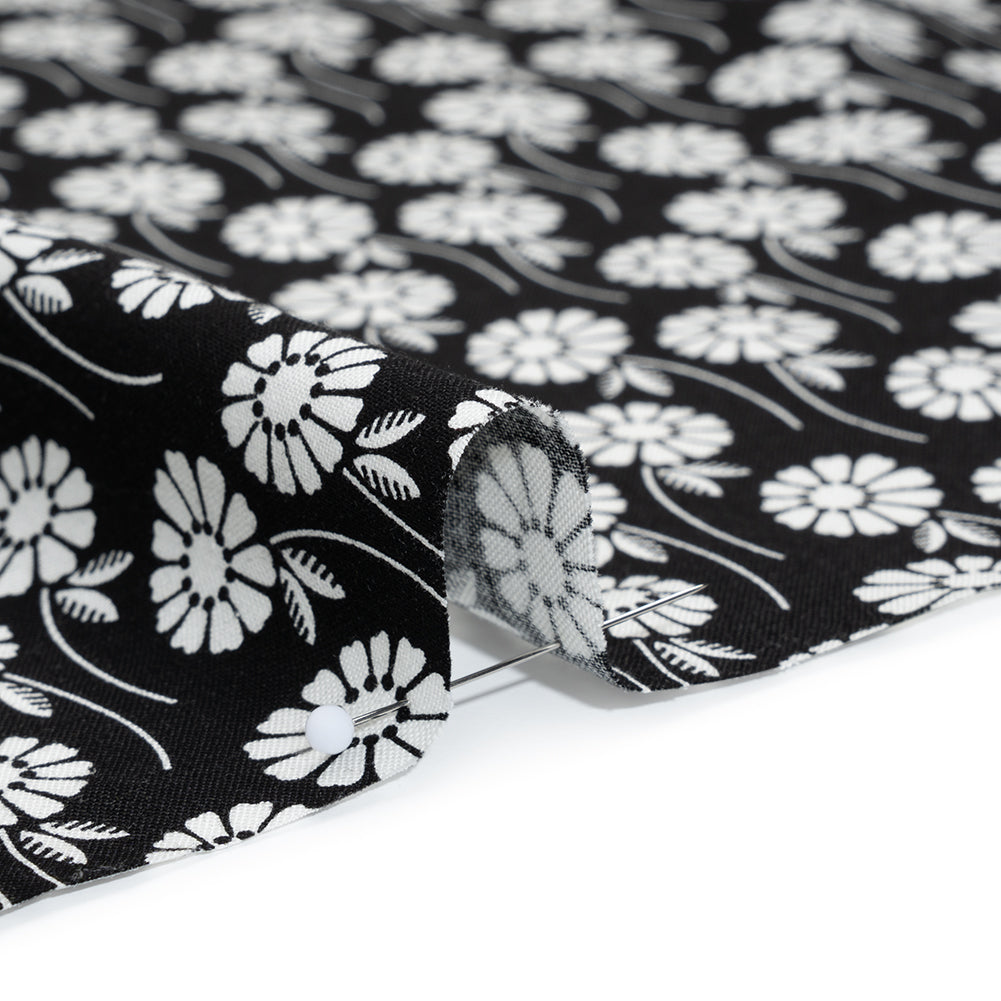 Printed Quilting Cotton by Heather Bailey for FIGO Studio - Licorice Upsy Daisy Floral - Pop Sugar Collection Printed Quilting Cotton by Heather Bailey for FIGO Studio - Licorice Upsy Daisy Floral - Pop Sugar Collection