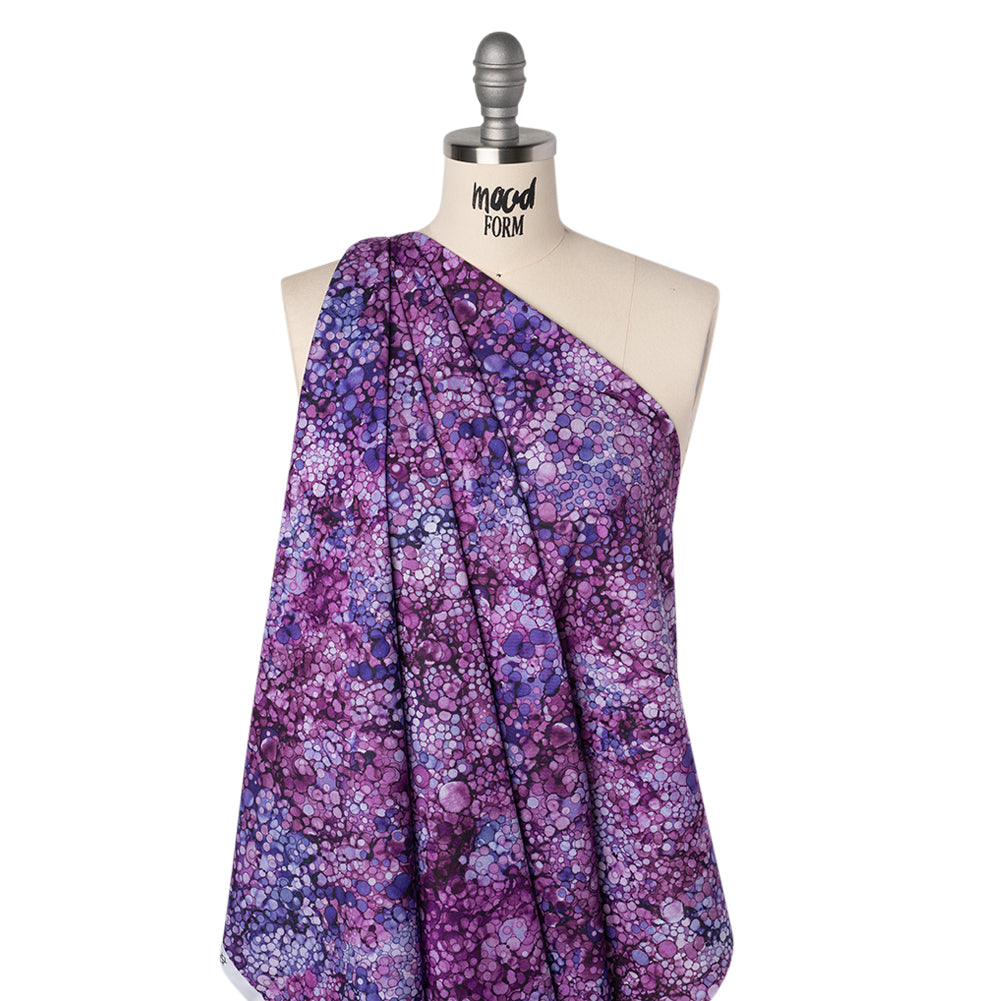 Printed Quilting Cotton by Northcott - Iris Bubbles - Bliss Collection - Folded Printed Quilting Cotton by Northcott - Iris Bubbles - Bliss Collection - Folded
