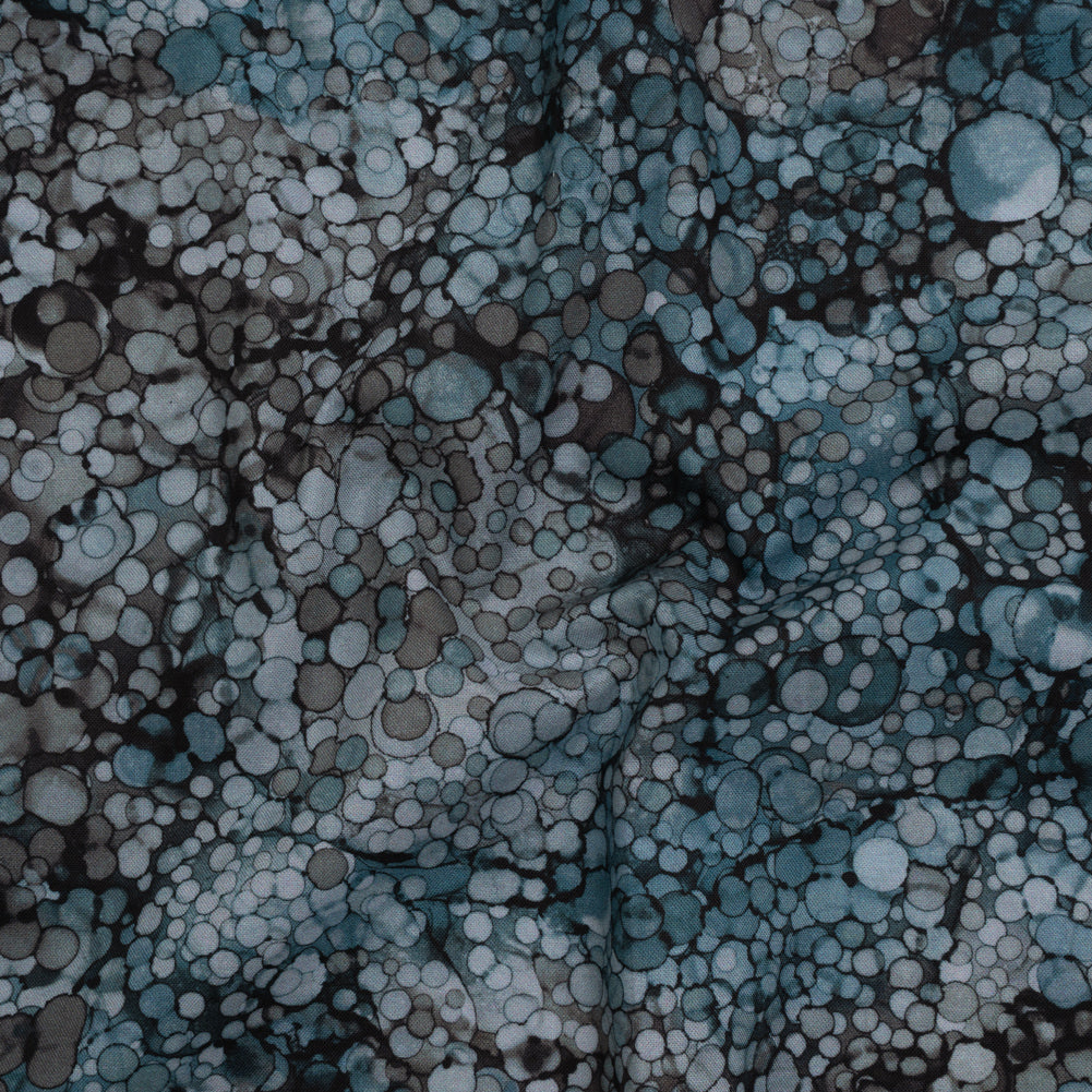Printed Quilting Cotton by Northcott - Glacier Bubbles - Bliss Collection - Drape Printed Quilting Cotton by Northcott - Glacier Bubbles - Bliss Collection - Drape