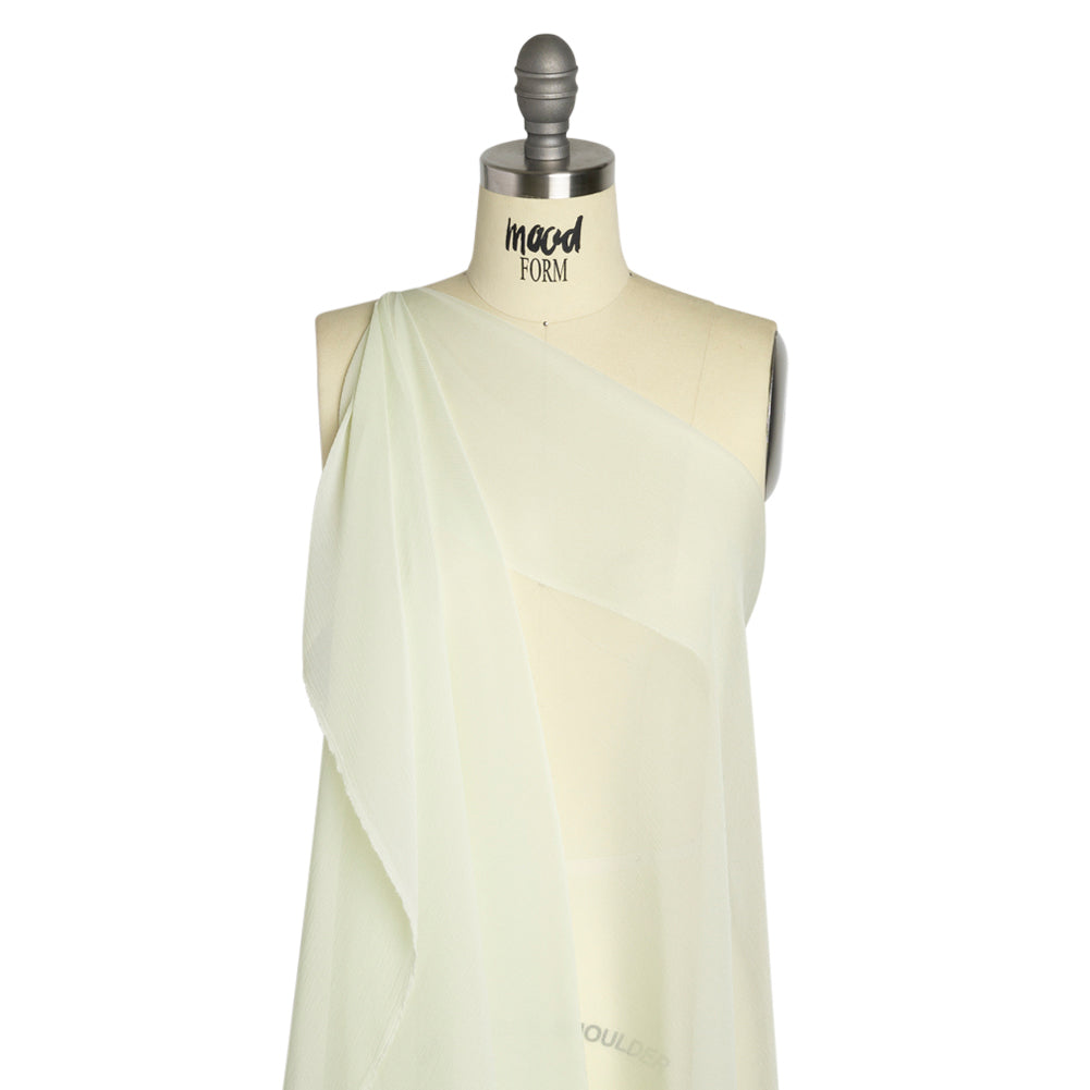 Crinkled Silk Chiffon - Fairest Jade - Premium Collection Detail Crinkled Silk Chiffon - Fairest Jade - Premium Collection Detail