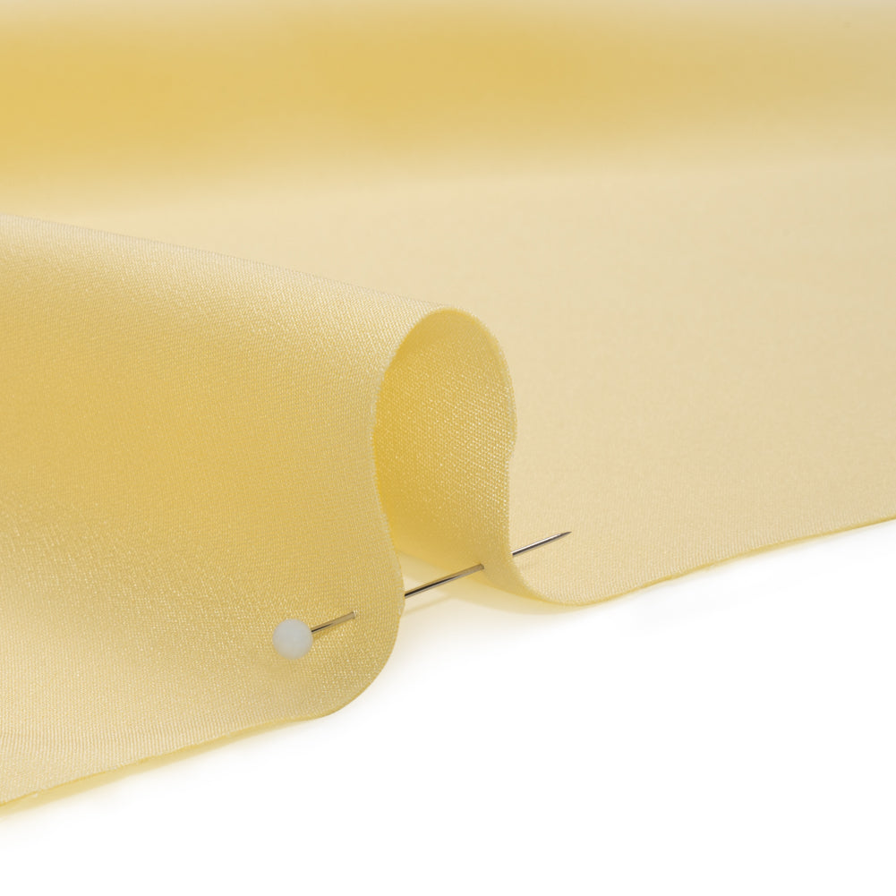 Silk 4-Ply Crepe 44" - French Vanilla - Premium Collection Silk 4-Ply Crepe 44" - French Vanilla - Premium Collection