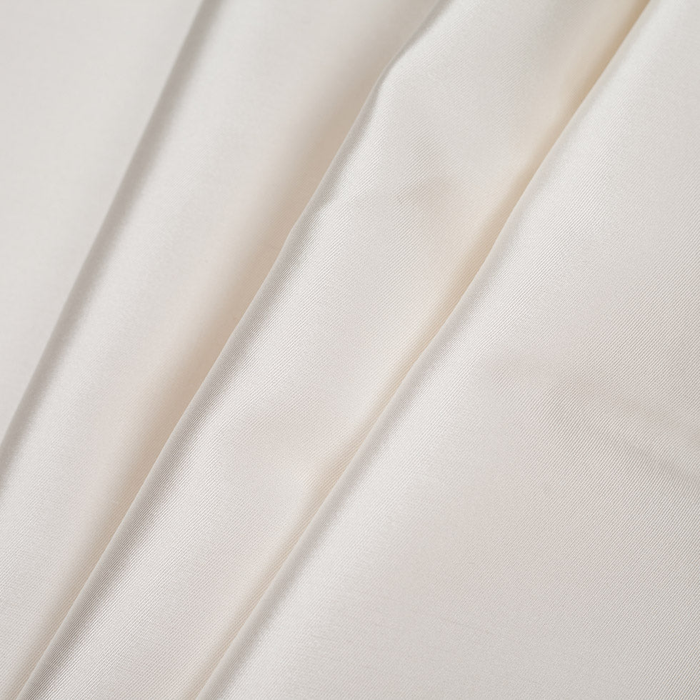 Silk Wool Twill - Whisper White - Premium Collection Folded Silk Wool Twill - Whisper White - Premium Collection Folded