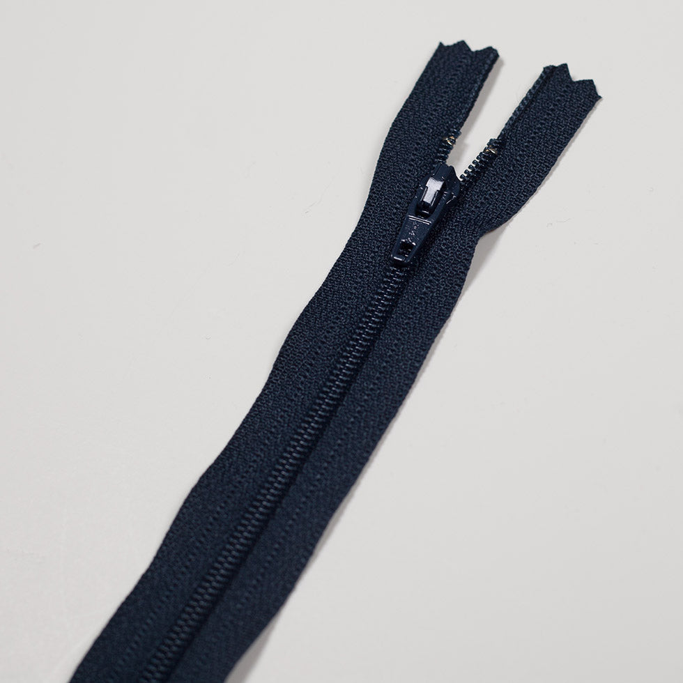 Regular Zipper 9" by YKK - 560 Deep Navy Detail Regular Zipper 9" by YKK - 560 Deep Navy Detail