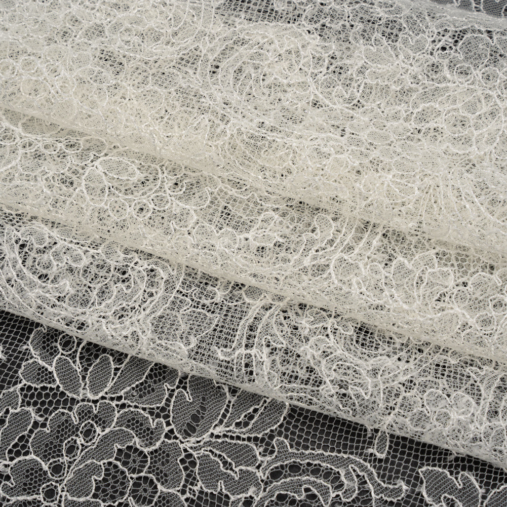French Chantilly Lace with Scalloped Edges by Solstiss - Ivory Delicate Floral French Chantilly Lace with Scalloped Edges by Solstiss - Ivory Delicate Floral