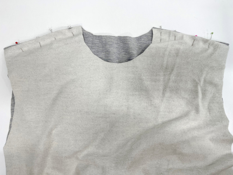 Make yourself a super cosy teddy fleece sweatshirt – Threads by Caroline